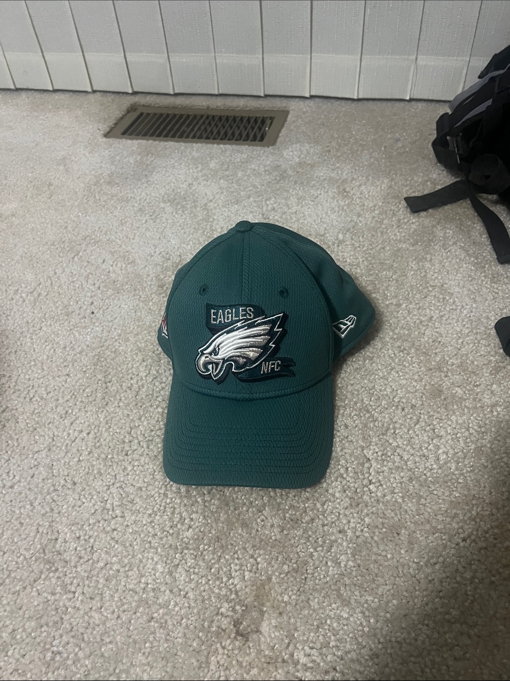 New Era Philadelphia Eagles Dark Green Structured Hat with Team Logo